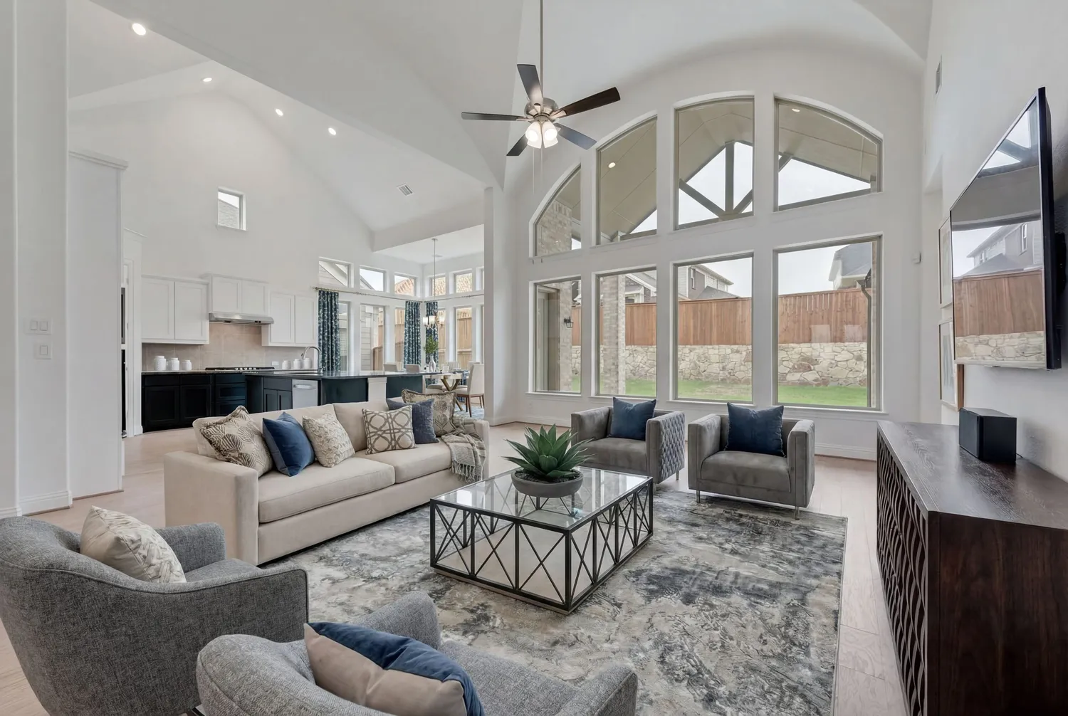 3737 Selborne Dr staged by ModelMatch